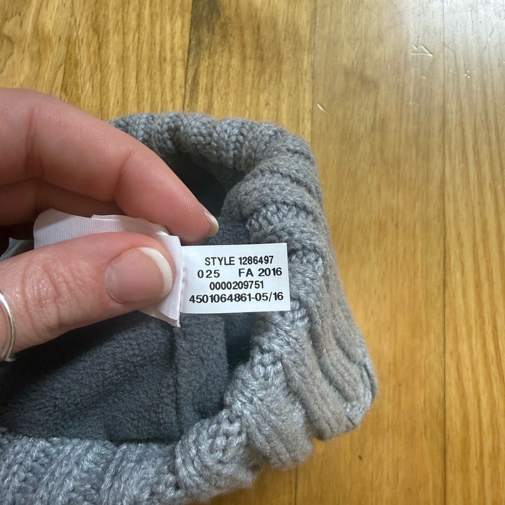 Under Armour Women's Around Town Beanie in gray with a fleece lining - Picture 5 of 6